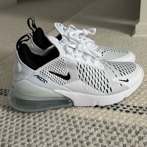 Womens Nike Air Max 270